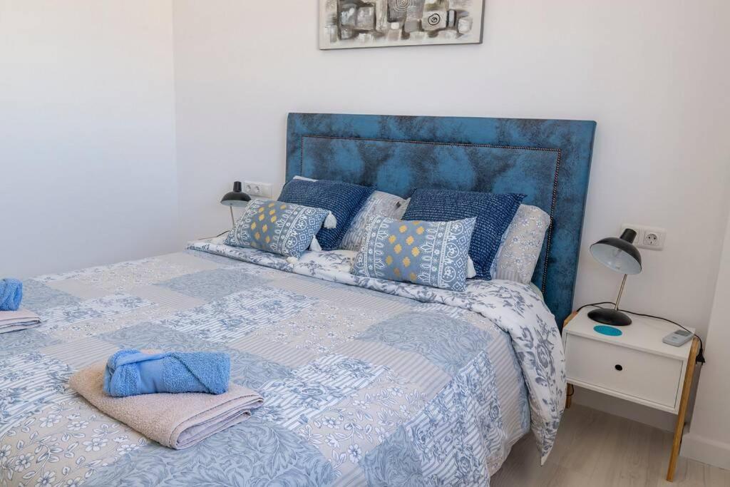 Casa Lilly-Rose, A Beautiful 3 Bedroom Detached Villa A Short Walk To The Villamartin Plaza & Golf Course Dış mekan fotoğraf